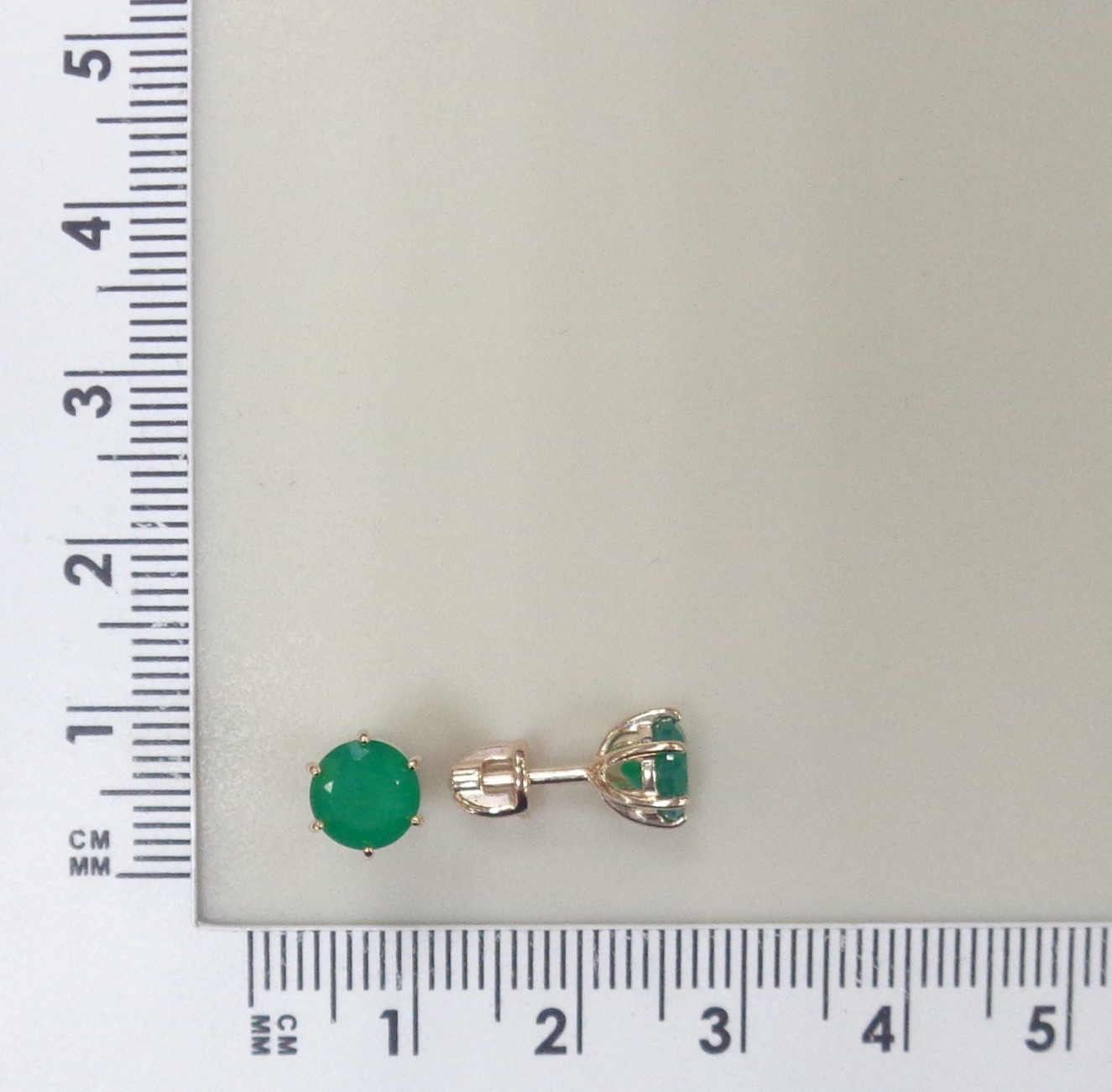 Серебряные серьги-пусеты с агатами